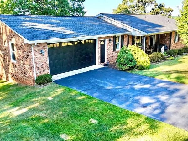 6481 Stewartsville RD, Moneta, VA 24121