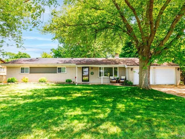 28731 Elbamar Drive, Grosse Ile Twp, MI 48138