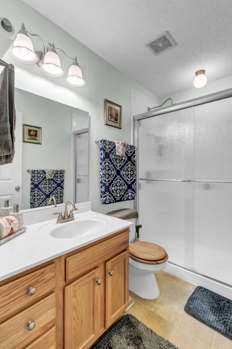 1202 Catbird Court Photo 12