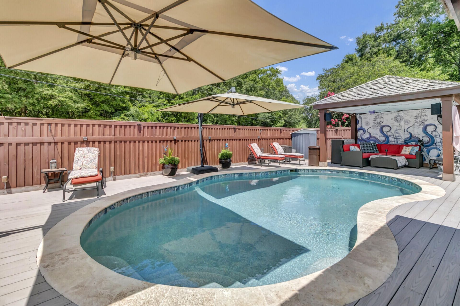 1202 Catbird Court Photo 17