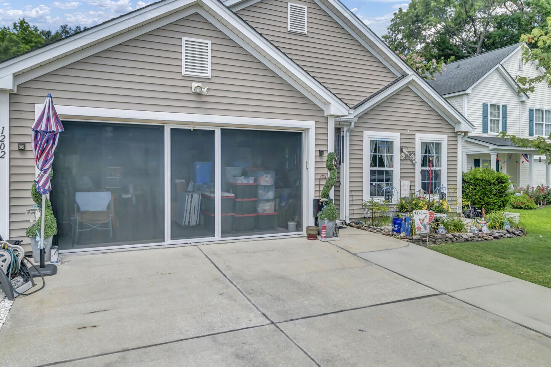 1202 Catbird Court Photo 24