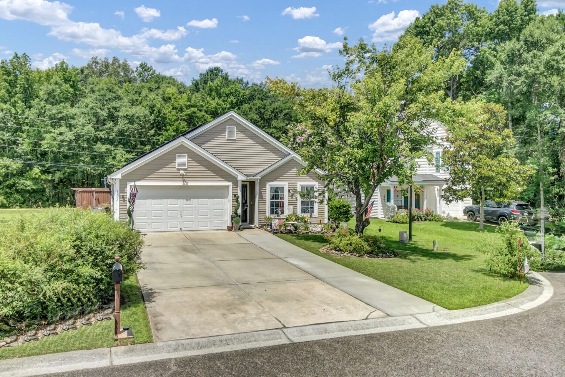 1202 Catbird Court Photo 25