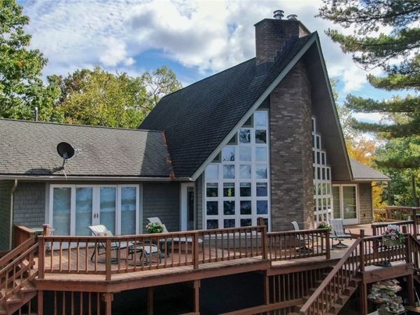 15 Chippewa Point Road E, Hammond, NY 13646