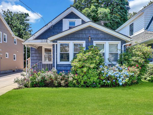 100 Irving Avenue , Floral Park, NY 11001