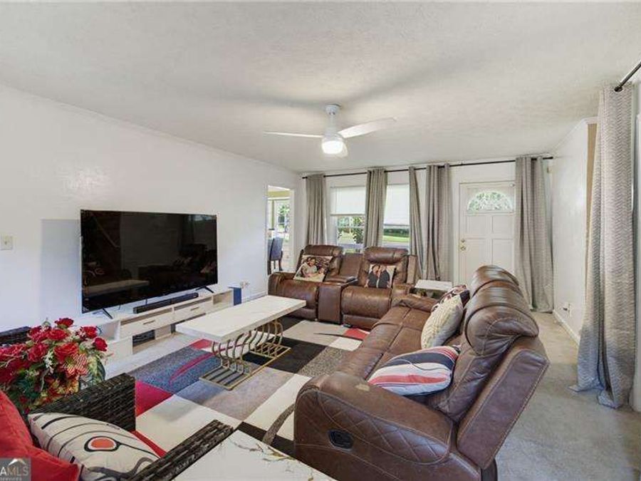 Property Image 7
