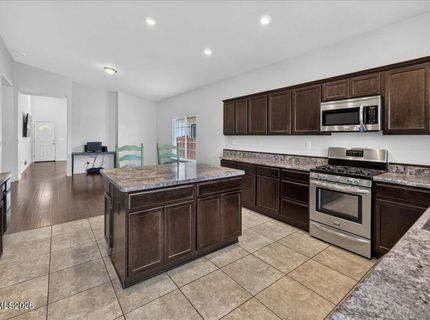 18223 Kodiak Bear Court, Reno, NV 89508 Photo