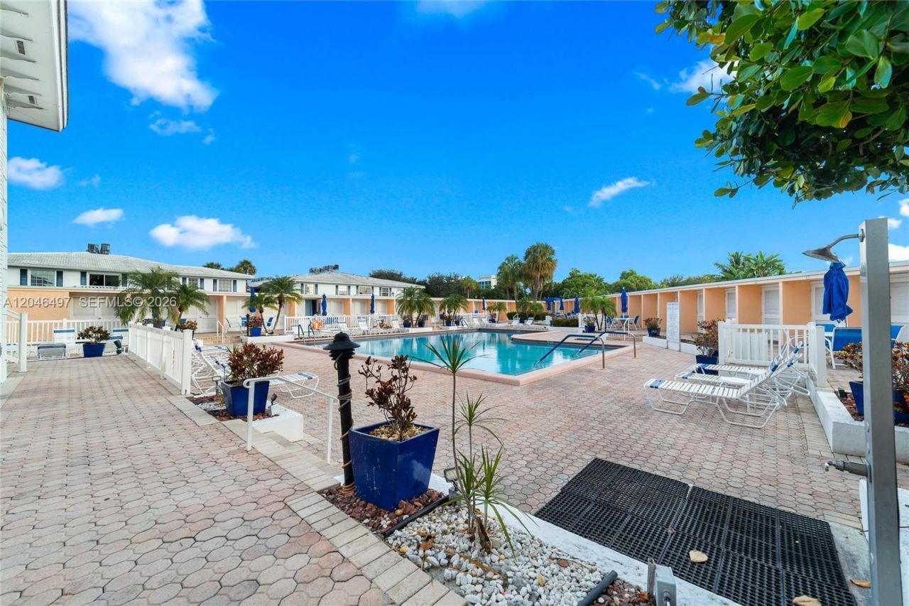 2201 NE 66th St, Unit 1323, Fort Lauderdale, FL 33308 Photo