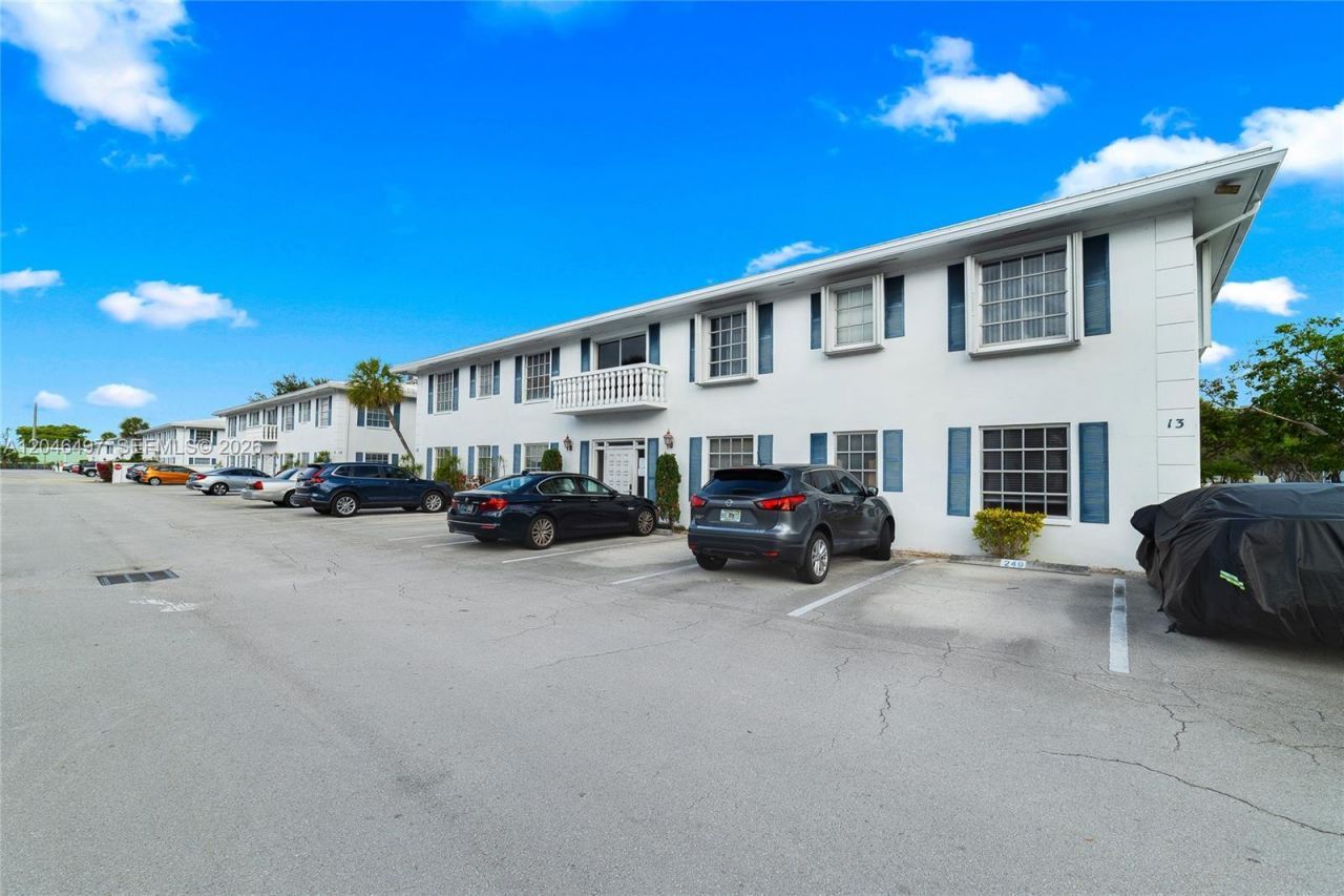 2201 NE 66th St, Unit 1323, Fort Lauderdale, FL 33308 Photo