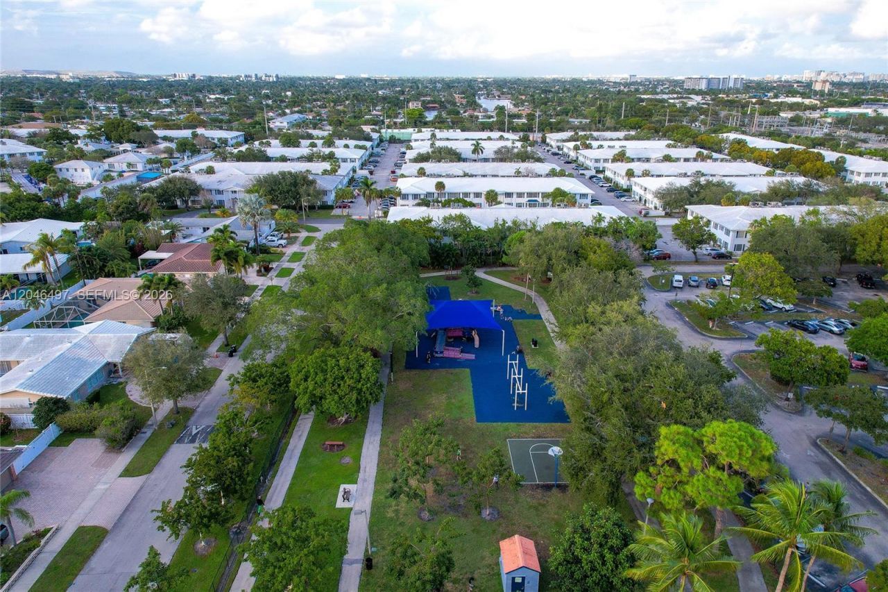 2201 NE 66th St, Unit 1323, Fort Lauderdale, FL 33308 Photo