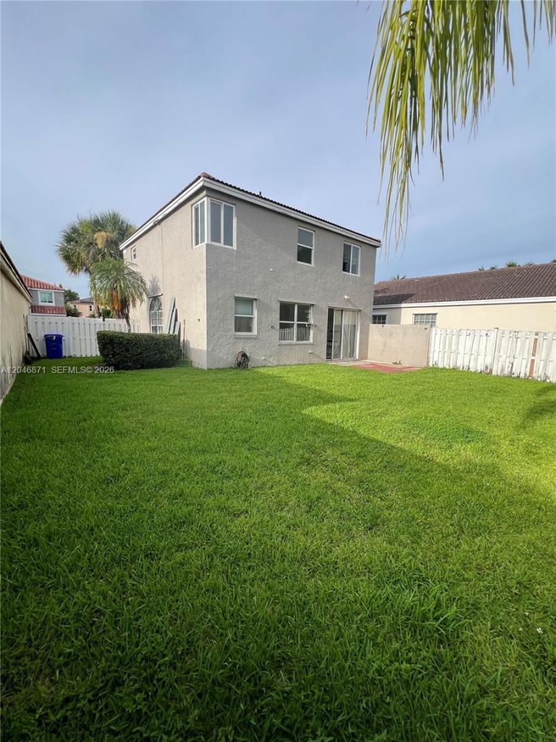 15760 NW 16th Ct, Unit 15760, Pembroke Pines, FL 33028 Photo
