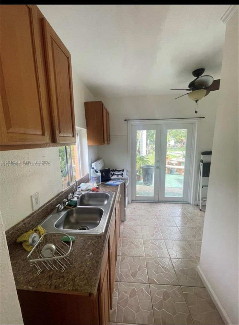 1211 NE 130th St, Unit 1, North Miami, FL 33161 Photo