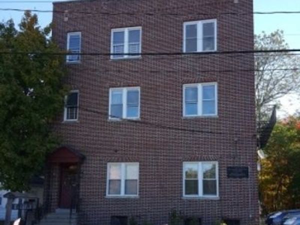 817 Ringwood Ave, Pompton Lakes, NJ 07442