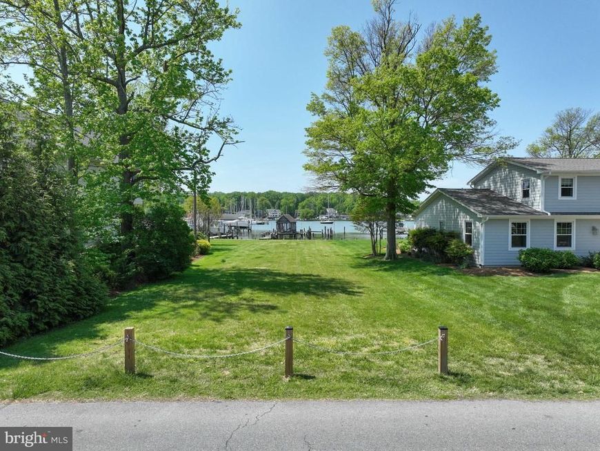 48 E Lake Drive, Annapolis, MD 21403 Main Photo