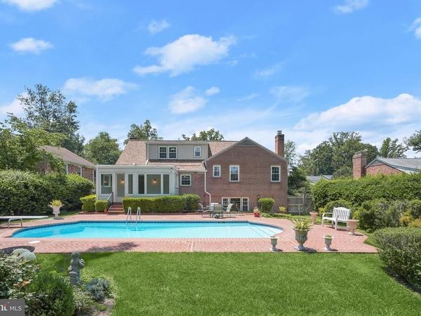 7109 RADNOR ROAD, BETHESDA, MD 20817