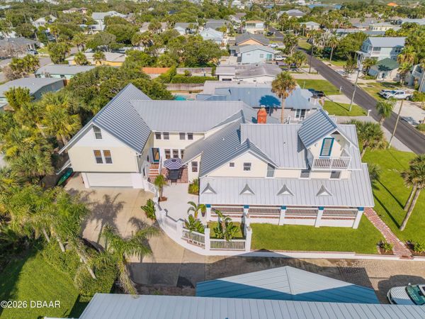 315 Due East Street, New Smyrna Beach, FL 32169