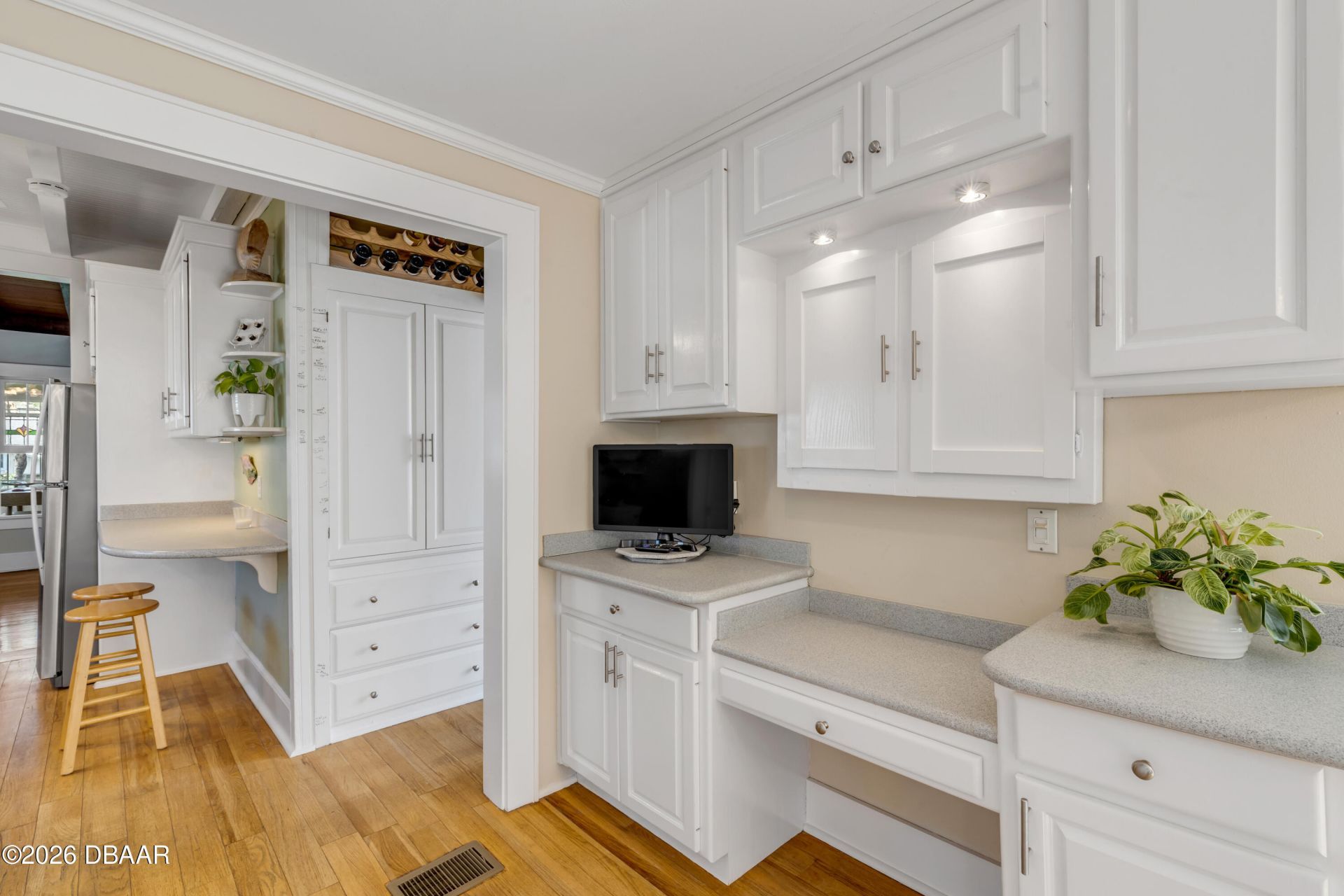 315 Due East Street, New Smyrna Beach, FL 32169 Photo