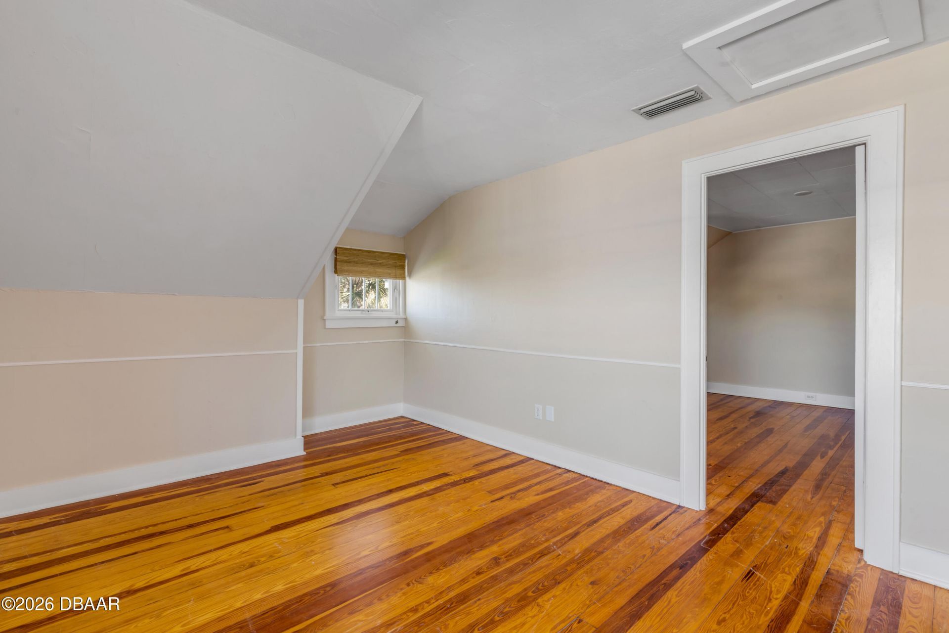 315 Due East Street, New Smyrna Beach, FL 32169 Photo