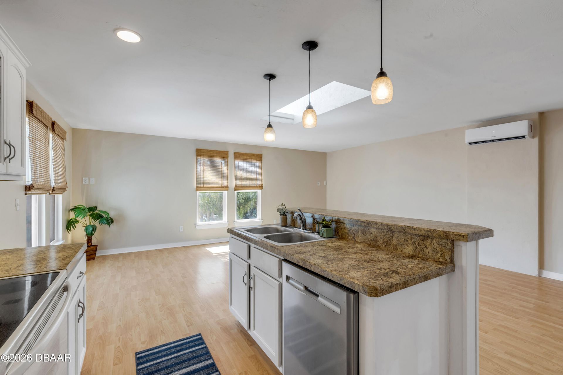 315 Due East Street, New Smyrna Beach, FL 32169 Photo