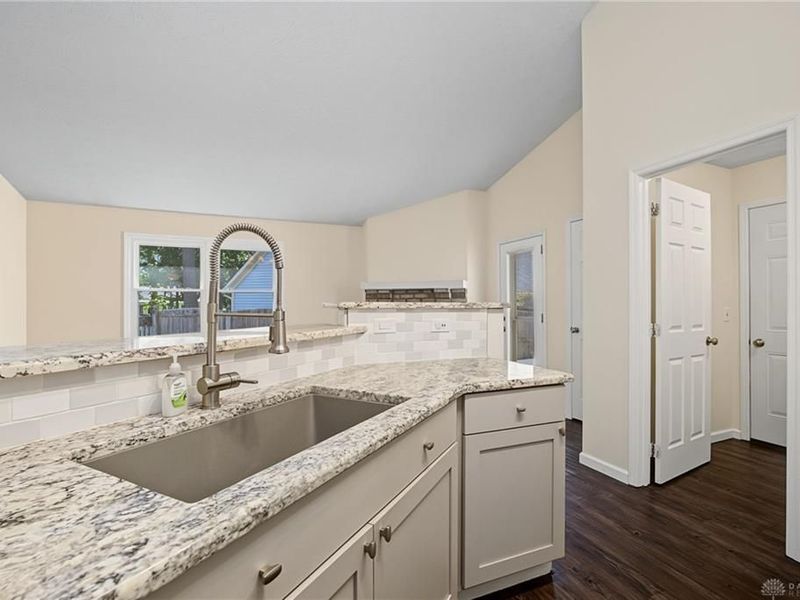 10029 Village Tree Court, Miamisburg, OH 45342 Photo 19