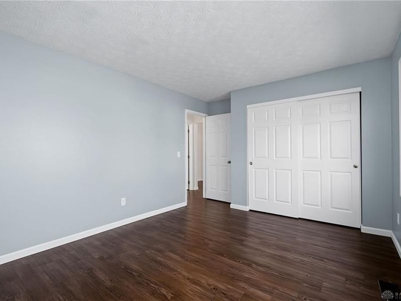 10029 Village Tree Court, Miamisburg, OH 45342 Photo 9