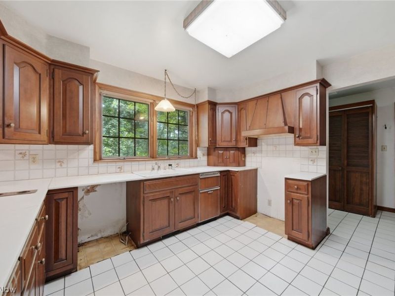 776 Perry Avenue, Ravenna, OH 44266 Photo 5