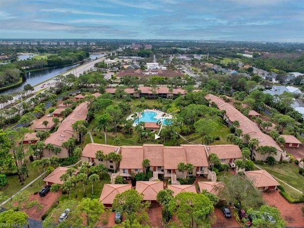 3219 Horse Carriage WAY, Unit 6, NAPLES, FL 34105