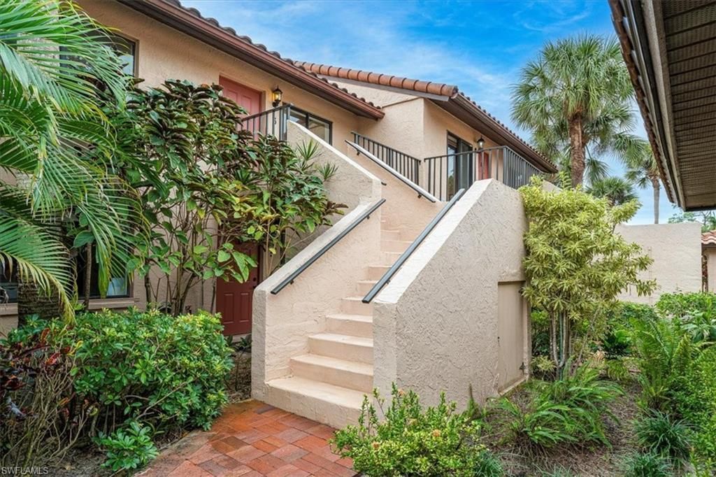 3219 Horse Carriage Way, Unit 6, Naples, FL 34105 Photo