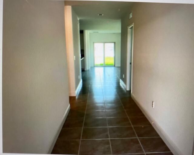 467 SW Jeanne Avenue, Port Saint Lucie, FL 34953 Photo