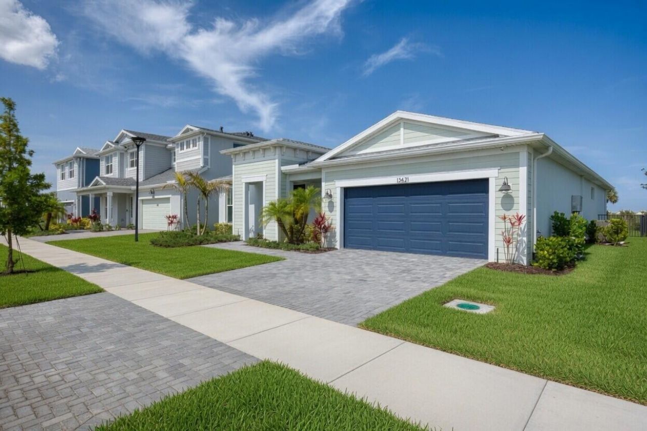 13621 SW Bally Drive, Port Saint Lucie, FL 34987 Photo