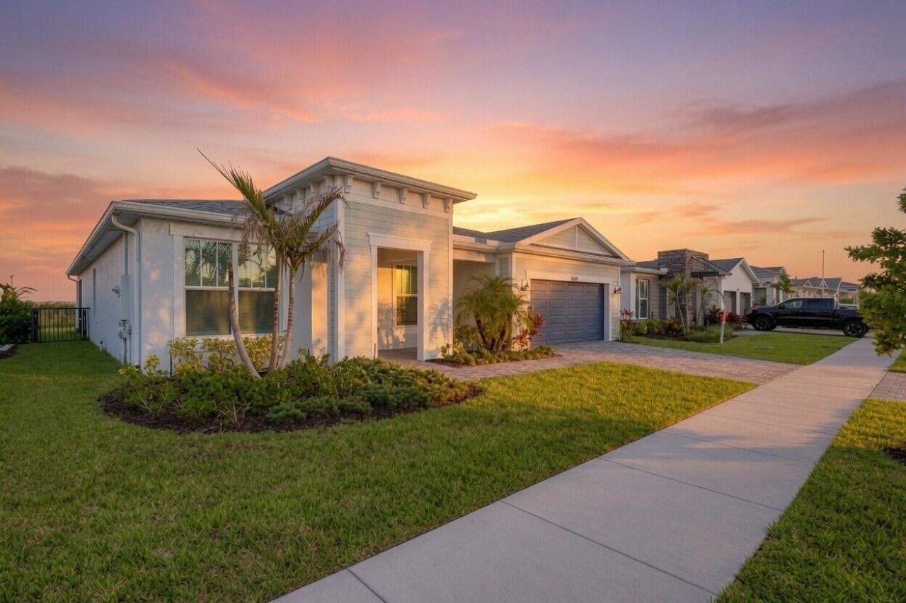 13621 SW Bally Drive, Port Saint Lucie, FL 34987 Photo