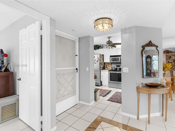 10160 NW 24th Pl, Unit 210, Sunrise, FL 33322