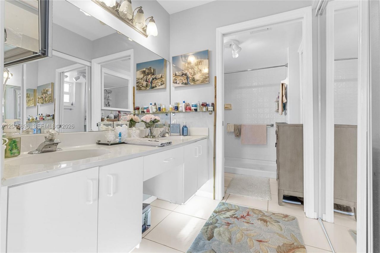 10160 NW 24th Pl, Unit 210, Sunrise, FL 33322 Photo
