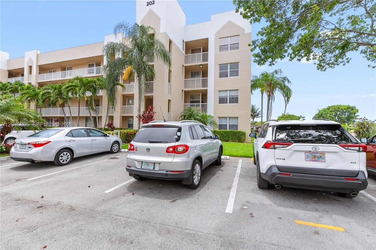 10160 NW 24th Pl, Unit 210, Sunrise, FL 33322 Photo