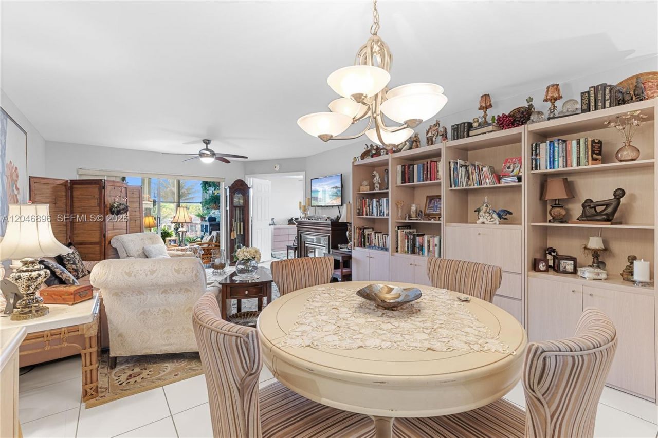 10160 NW 24th Pl, Unit 210, Sunrise, FL 33322 Photo