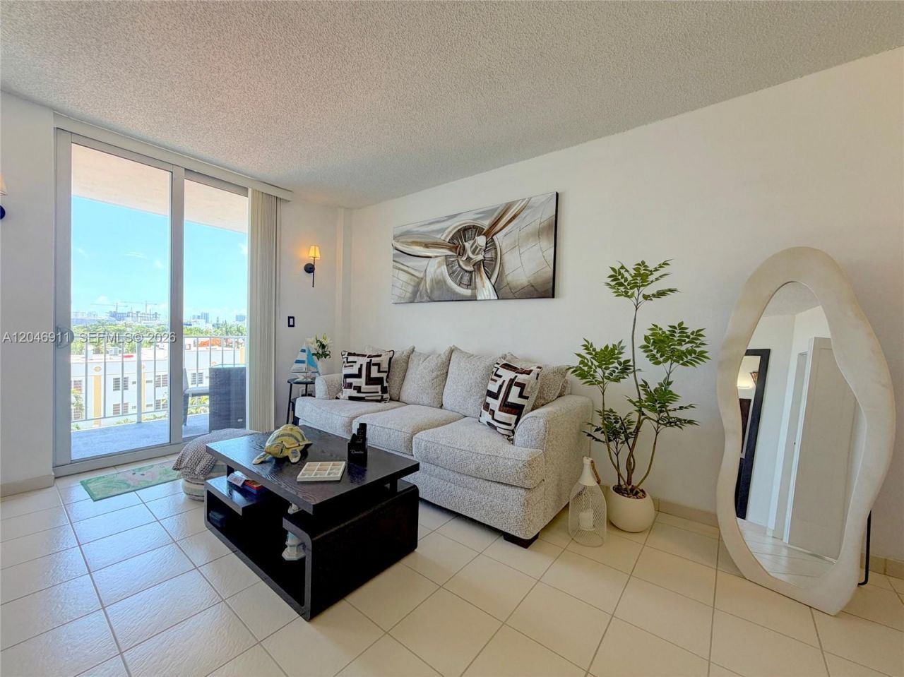 2829 Indian Creek Dr , Unit 605, Miami Beach, FL 33140 Photo