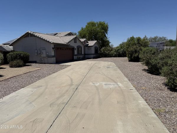 5462 N 77TH Drive, Glendale, AZ 85303