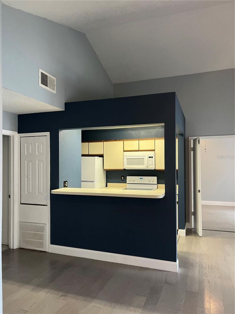 537 Sun Ridge Place , Unit 201, Altamonte Springs, FL 32714 Photo