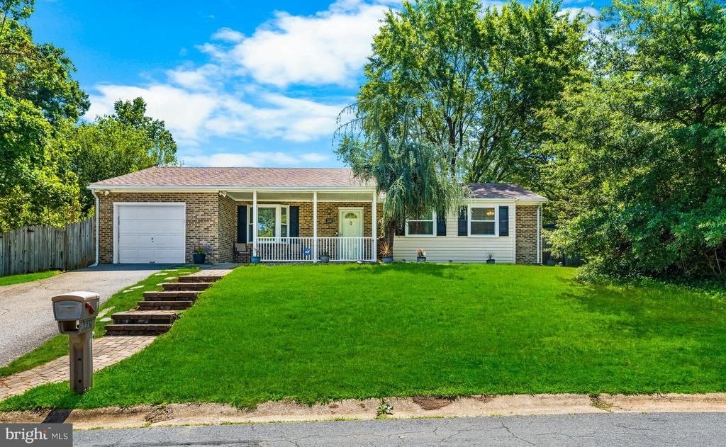 2256 WESTWOOD DRIVE , WALDORF, MD 20601