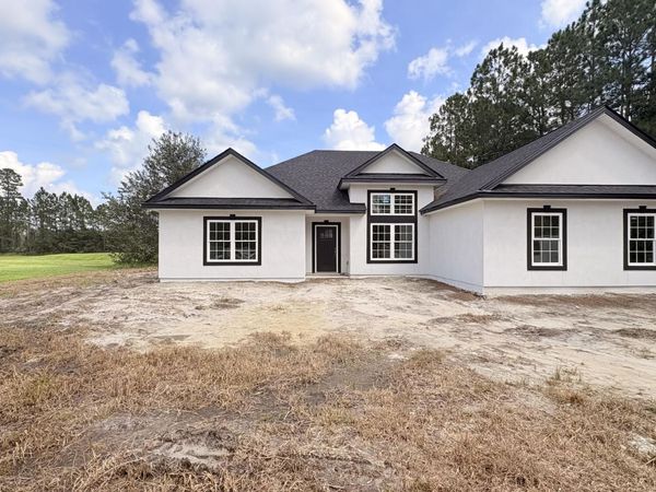225 Lakes Drive, Brunswick, GA 31523