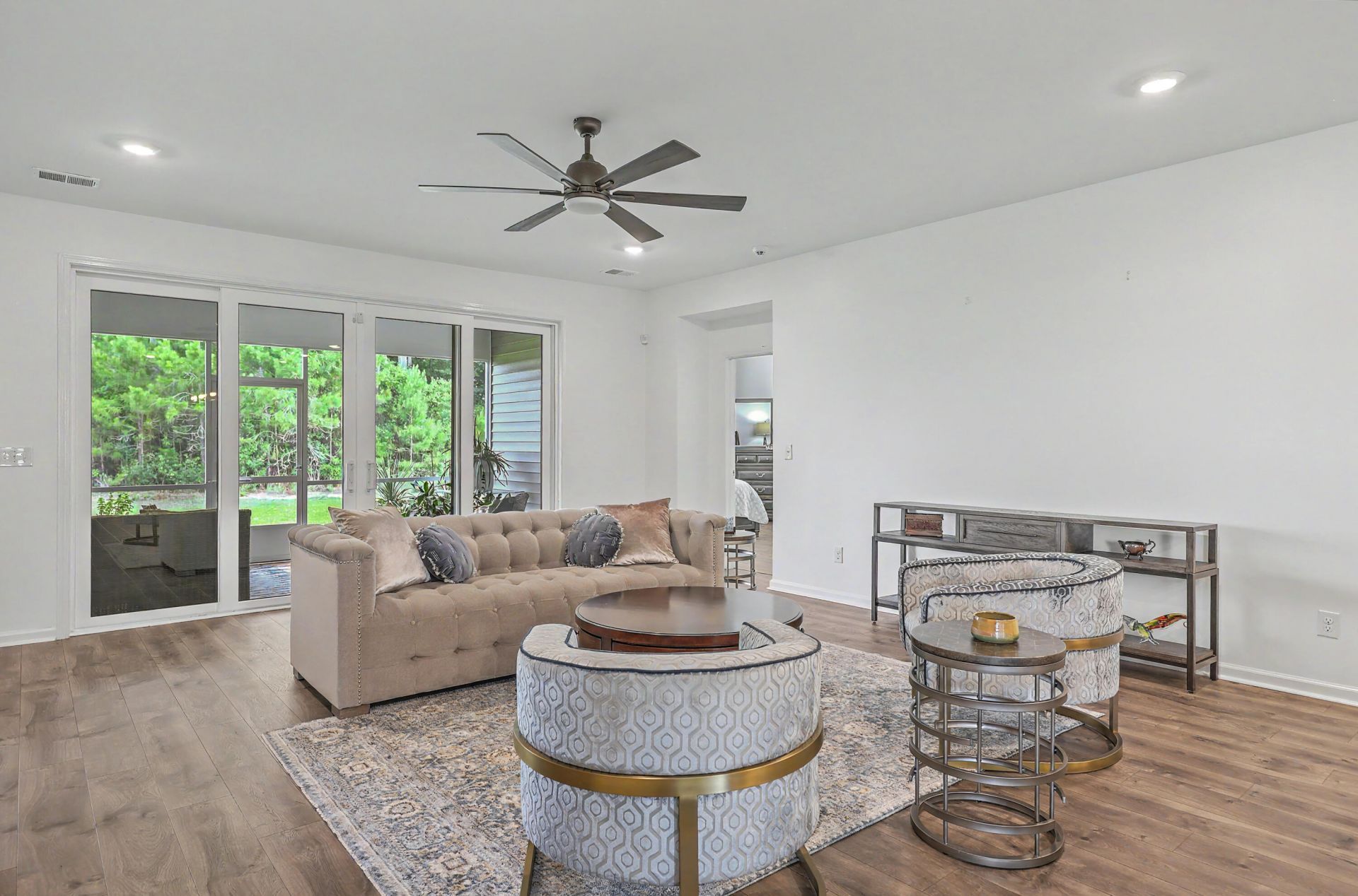 136 Airy Drive Photo 11
