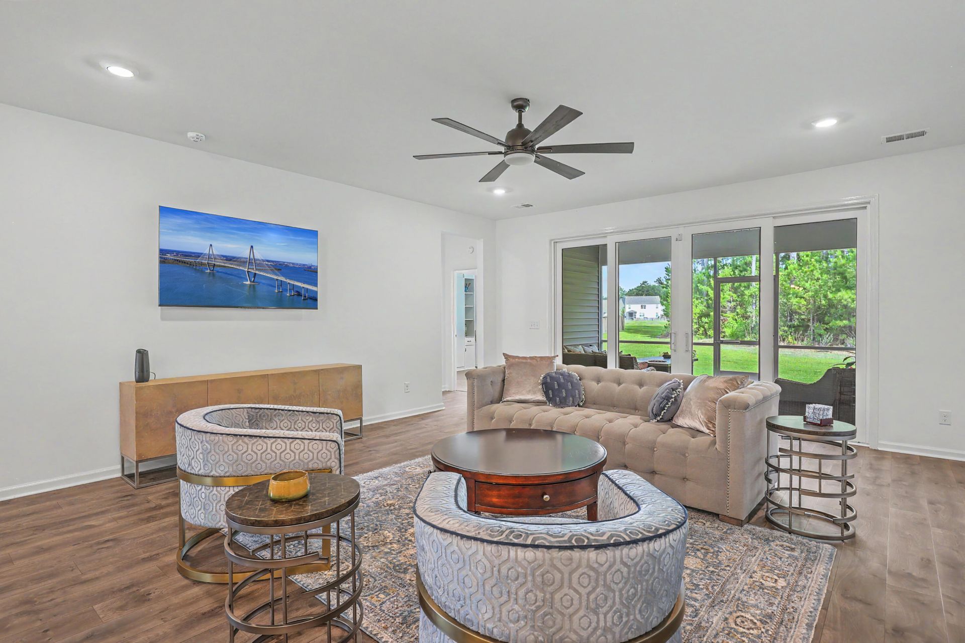 136 Airy Drive Photo 12