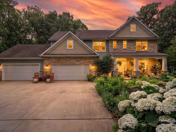 3933 Timberland Drive , Wheatfield, IN 46392