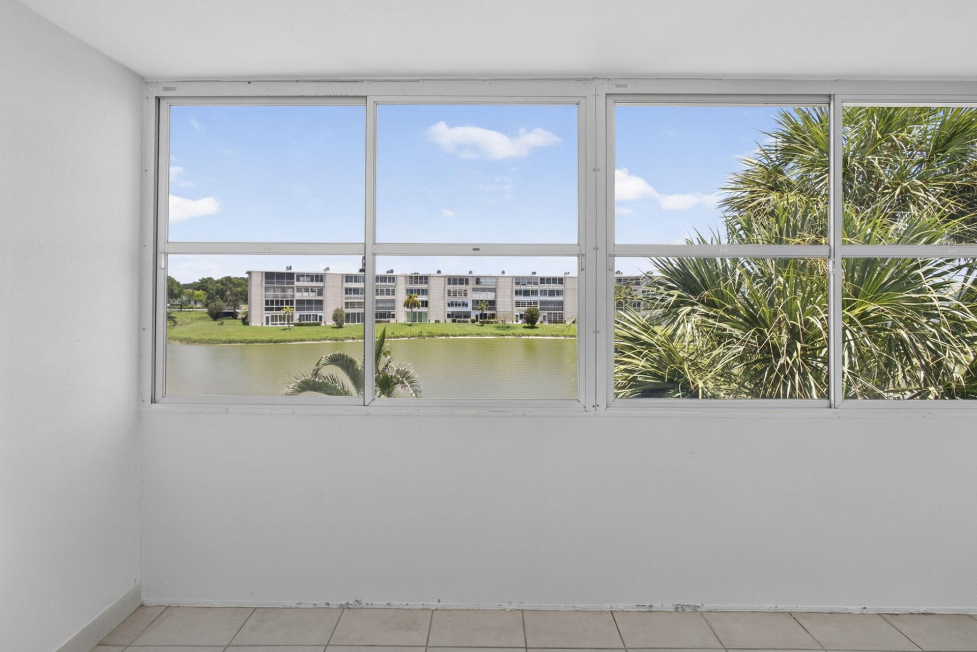 307 Wellington C, West Palm Beach, FL 33417 Photo