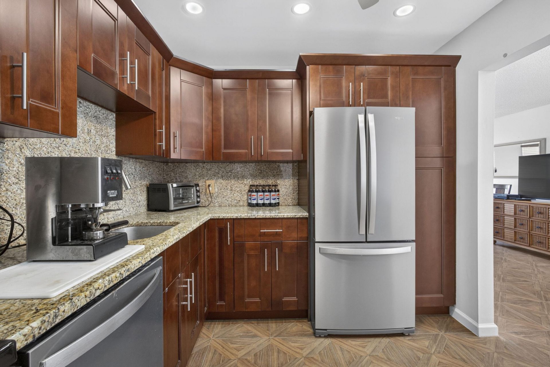 307 Wellington C, West Palm Beach, FL 33417 Photo