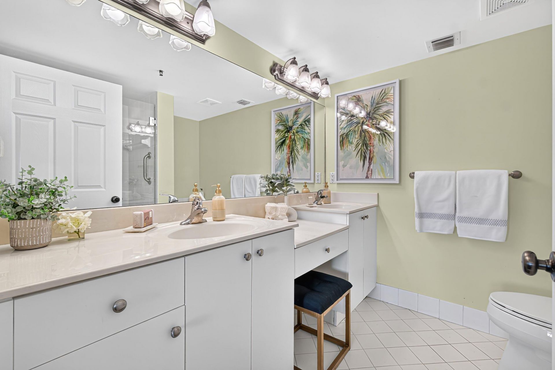 12540 Majesty Circle, Unit 303, Boynton Beach, FL 33437 Photo