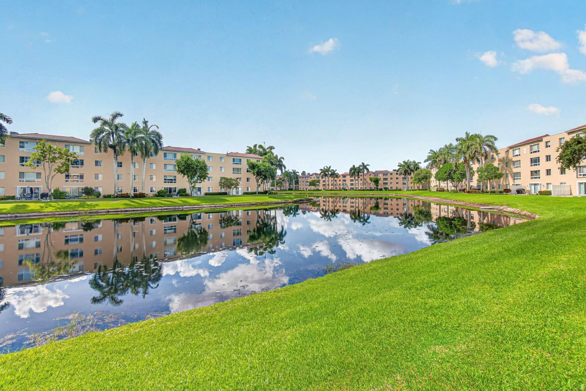 12540 Majesty Circle, Unit 303, Boynton Beach, FL 33437 Photo