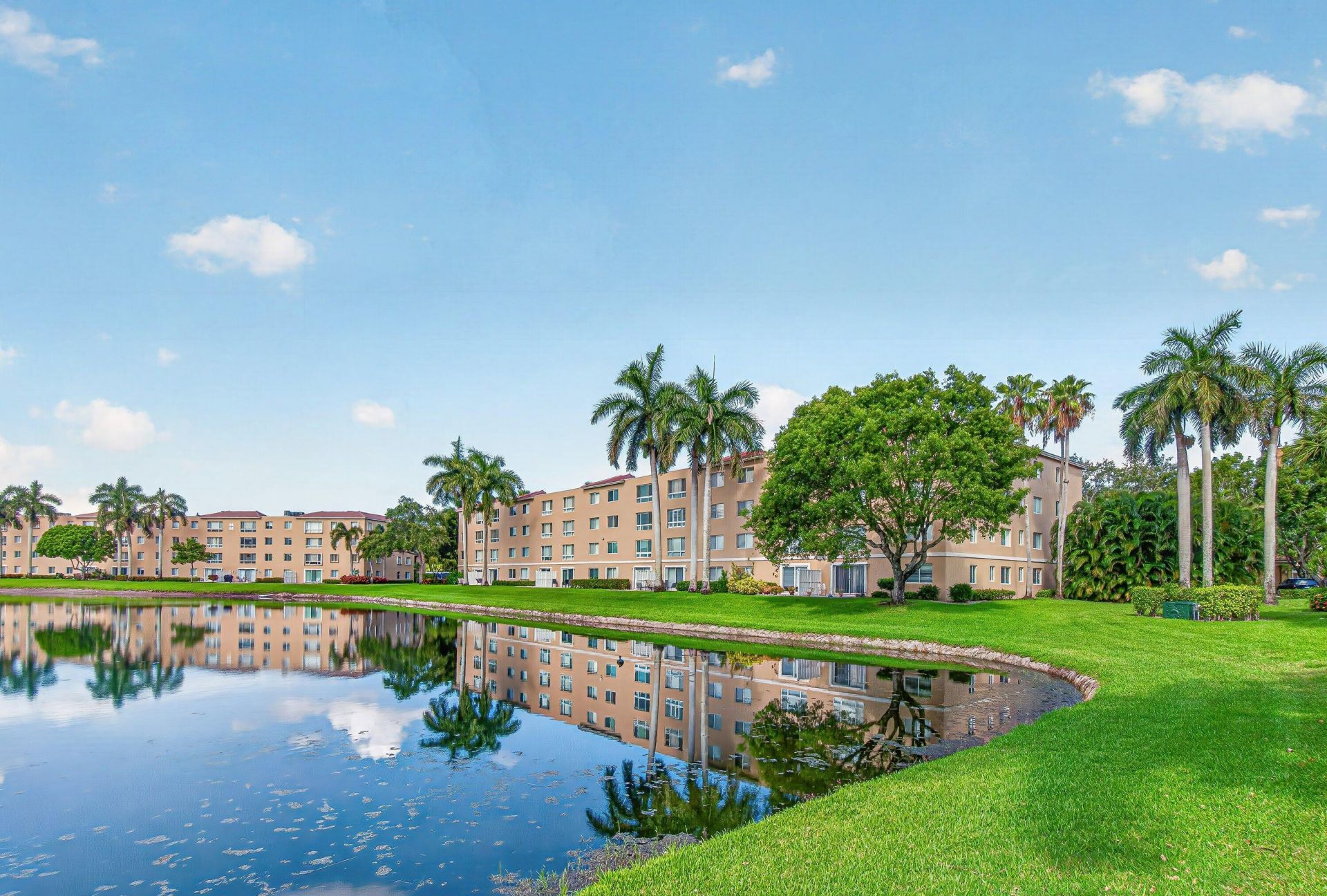 12540 Majesty Circle, Unit 303, Boynton Beach, FL 33437 Photo