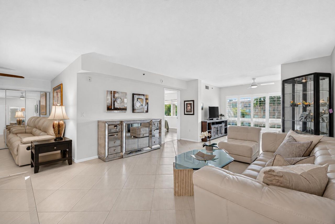 12540 Majesty Circle, Unit 303, Boynton Beach, FL 33437 Photo