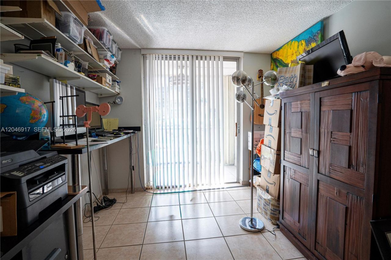 601 Three Islands Blvd , Unit 117, Hallandale Beach, FL 33009 Photo