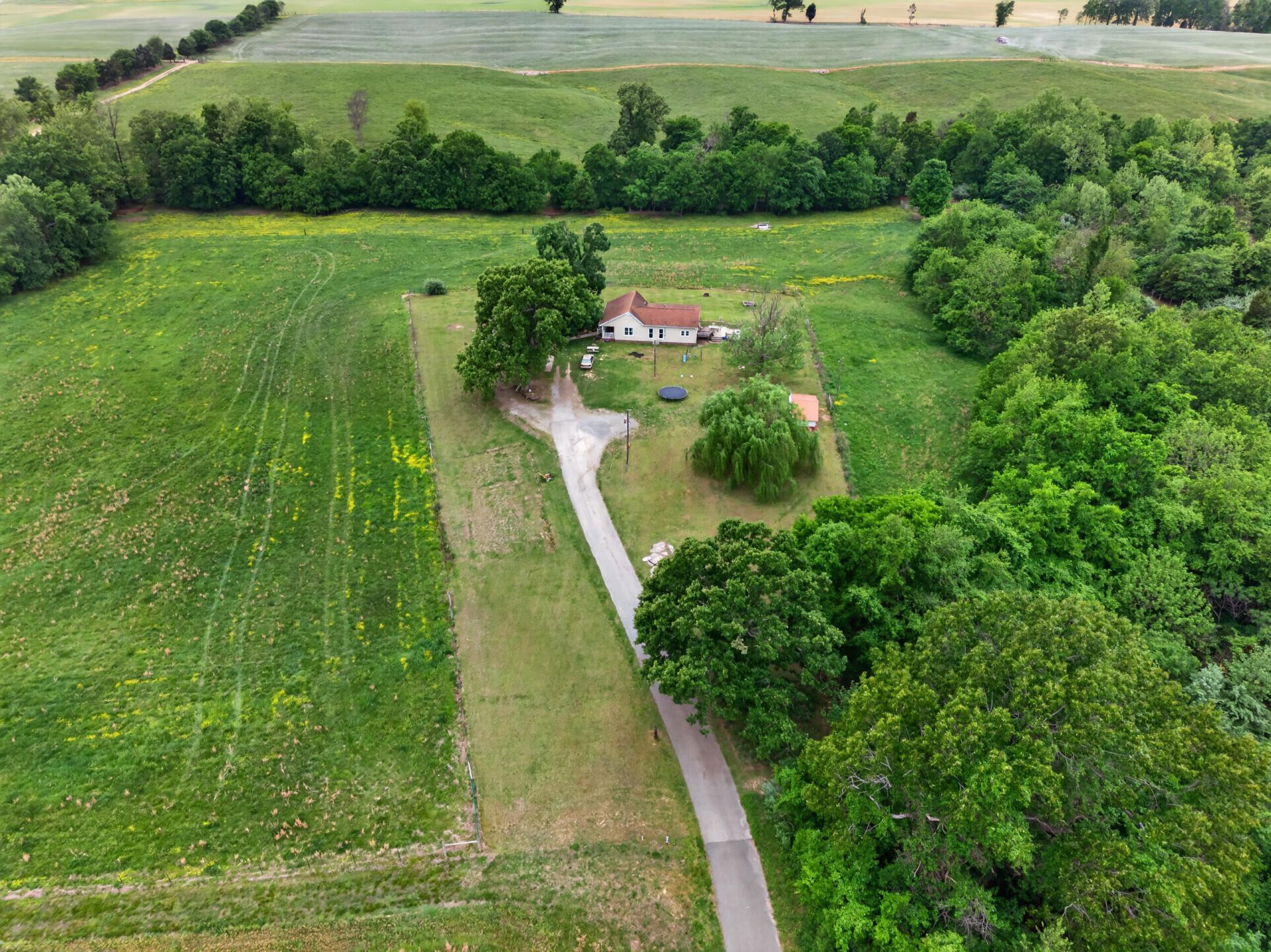 318 Brasher Road, Kuttawa, KY 42055 Main Photo